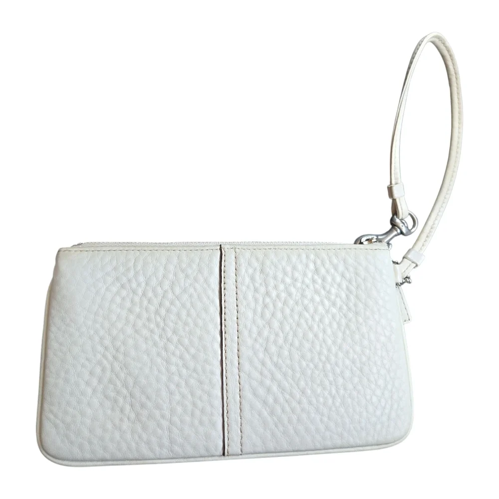NWOT Coach Cream Pebble Leather Wristlet - Picture 3 of 6